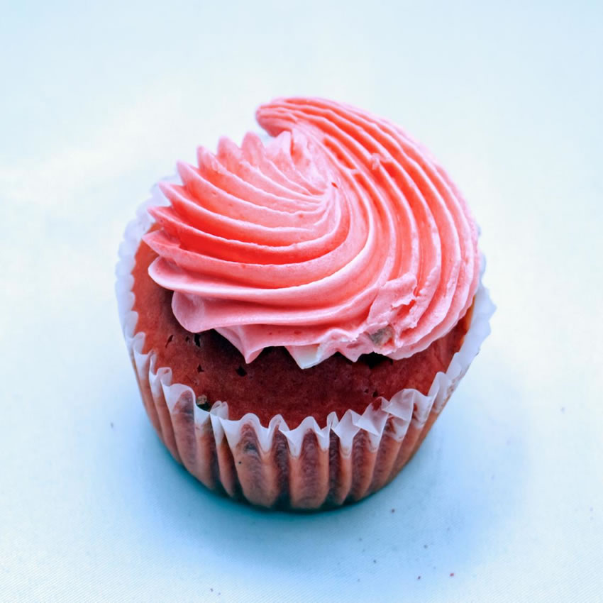 Strawberry cup cake